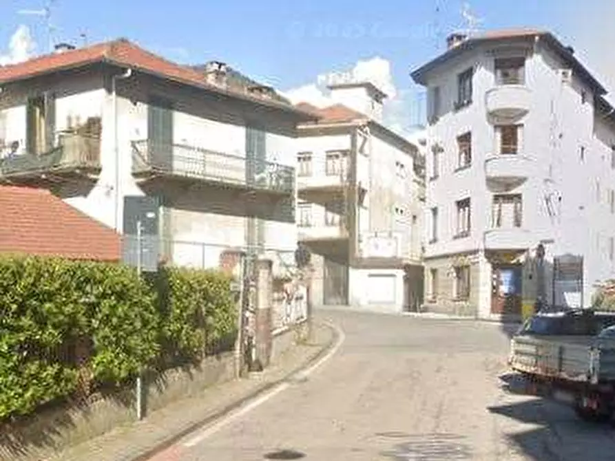 Immagine 8 di Appartamento in vendita  in Via Umberto I a Lanzo Torinese