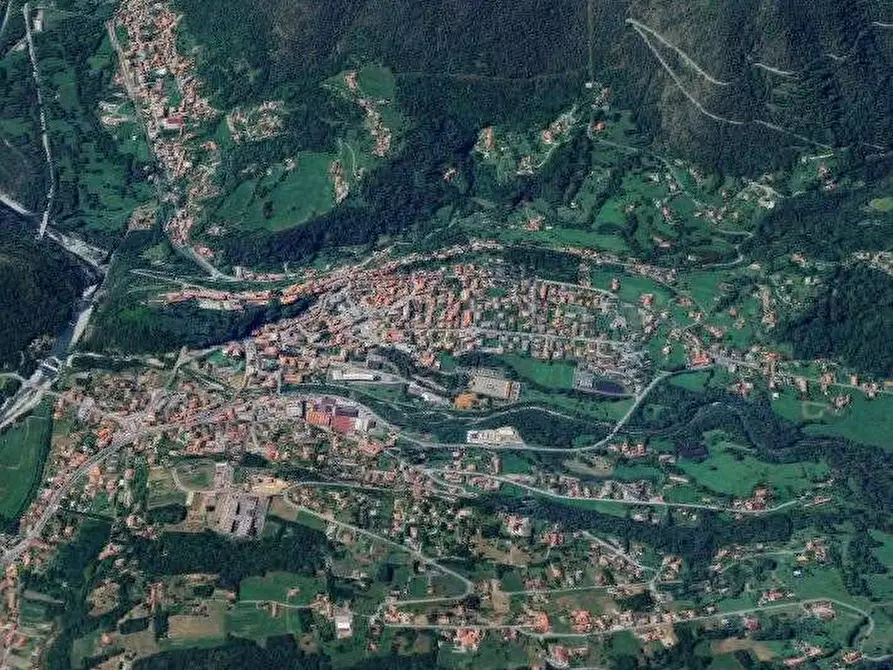 Immagine 13 di Appartamento in vendita  in Via Umberto I a Lanzo Torinese