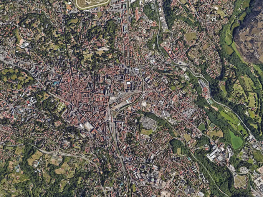 Immagine 6 di Appartamento in vendita  in Via E. Cairoli  a Varese