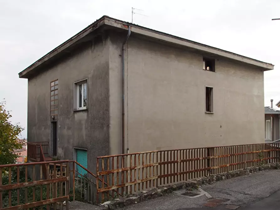 Immagine 4 di Casa indipendente in vendita  in via Casucco a Almenno San Bartolomeo