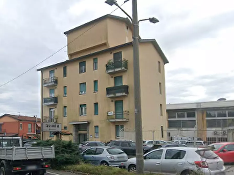 Immagine 11 di Appartamento in vendita  in Piazza Corvi a Biandronno