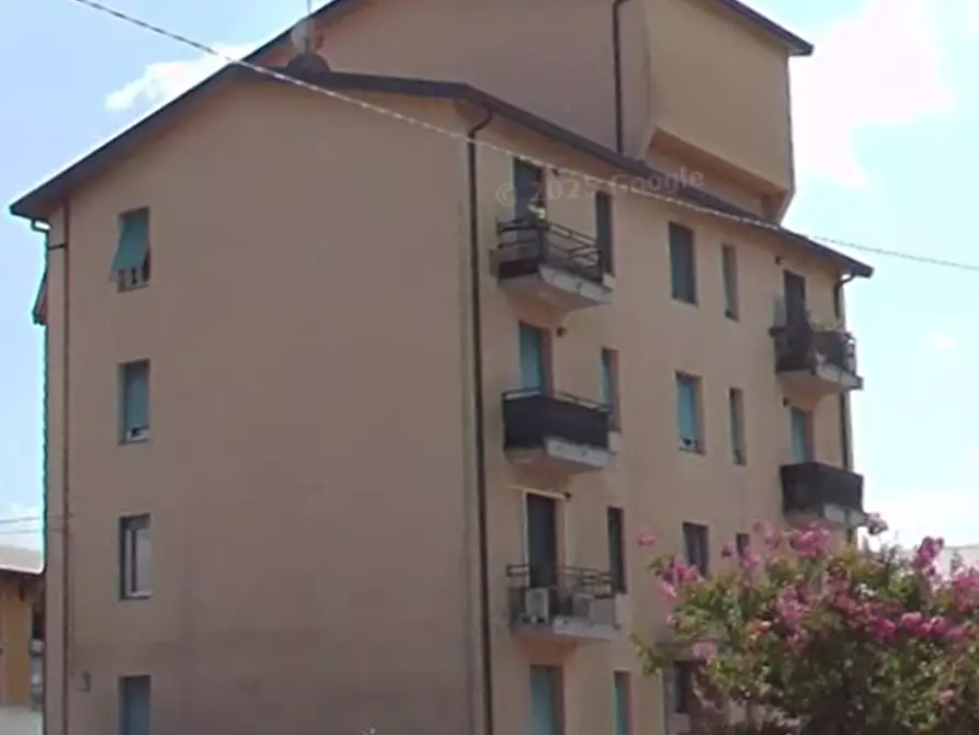 Immagine 16 di Appartamento in vendita  in Piazza Corvi a Biandronno