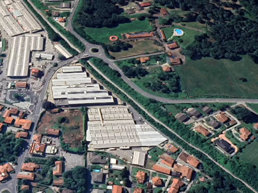 Immagine 17 di Appartamento in vendita  in Piazza Corvi a Biandronno