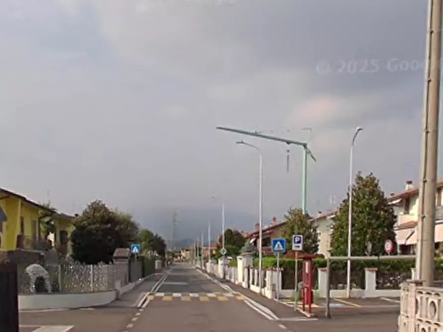 Immagine 4 di Garage in vendita  in Via A. Manzoni a Chignolo D'isola