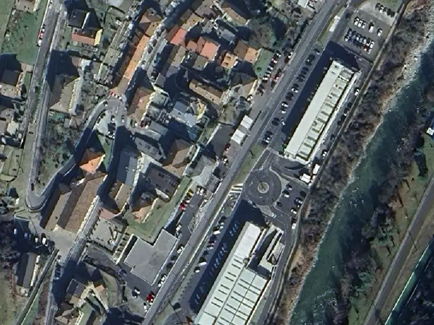 Immagine 1 di Appartamento in vendita  in Via Europa a Ponte Nossa