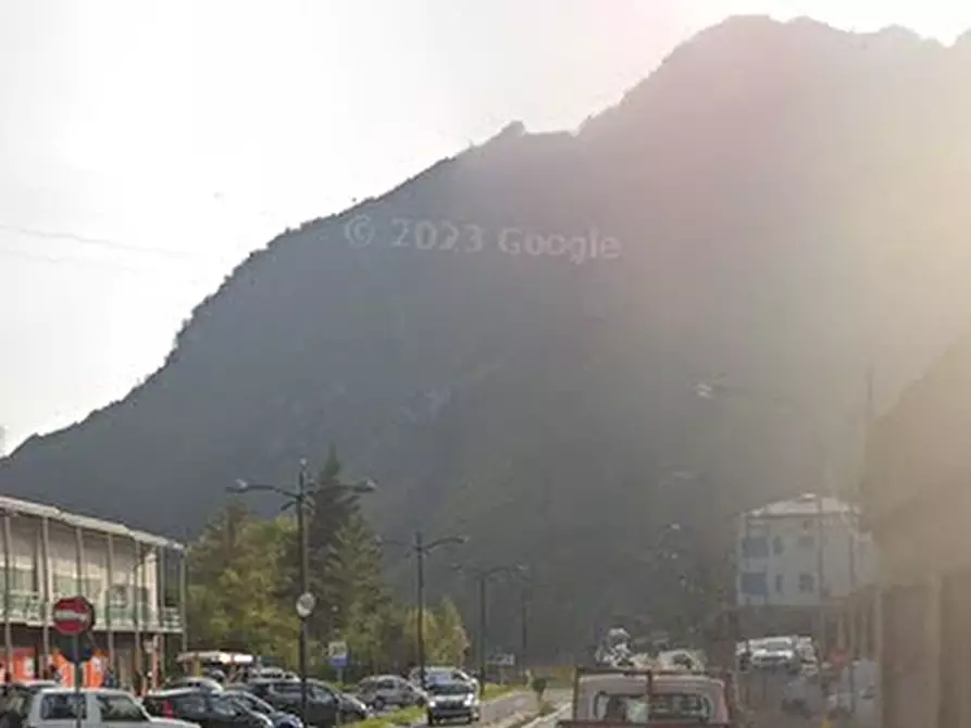 Immagine 2 di Appartamento in vendita  in Via Europa a Ponte Nossa