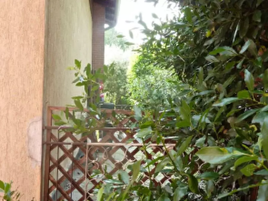 Immagine 10 di Casa indipendente in vendita  in Via del Tonale e Mendola  a Endine Gaiano