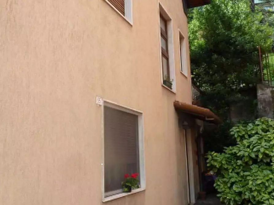 Immagine 12 di Casa indipendente in vendita  in Via del Tonale e Mendola  a Endine Gaiano