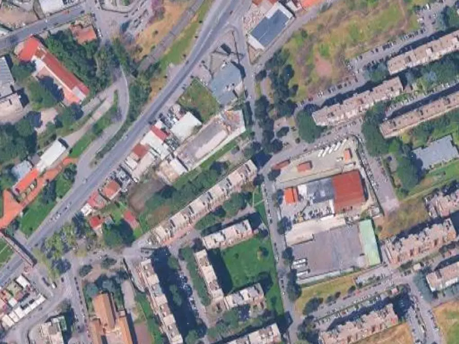 Immagine 12 di Garage in vendita  in Via di Grotta di Gregna a Roma