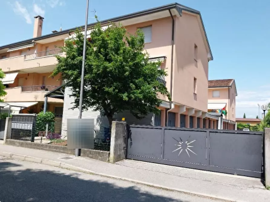 Immagine 1 di Appartamento in vendita  in Via Esuli Giuliano Dalmati a Treviso