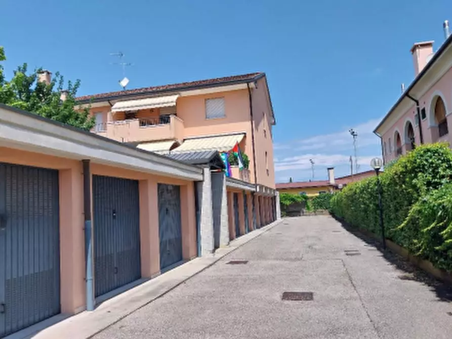 Immagine 11 di Appartamento in vendita  in Via Esuli Giuliano Dalmati a Treviso