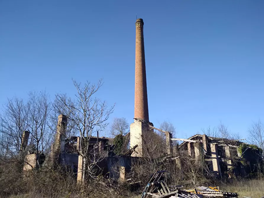 Immagine 4 di Terreno edificabile in vendita  in Via Campanino a Castello Di Serravalle