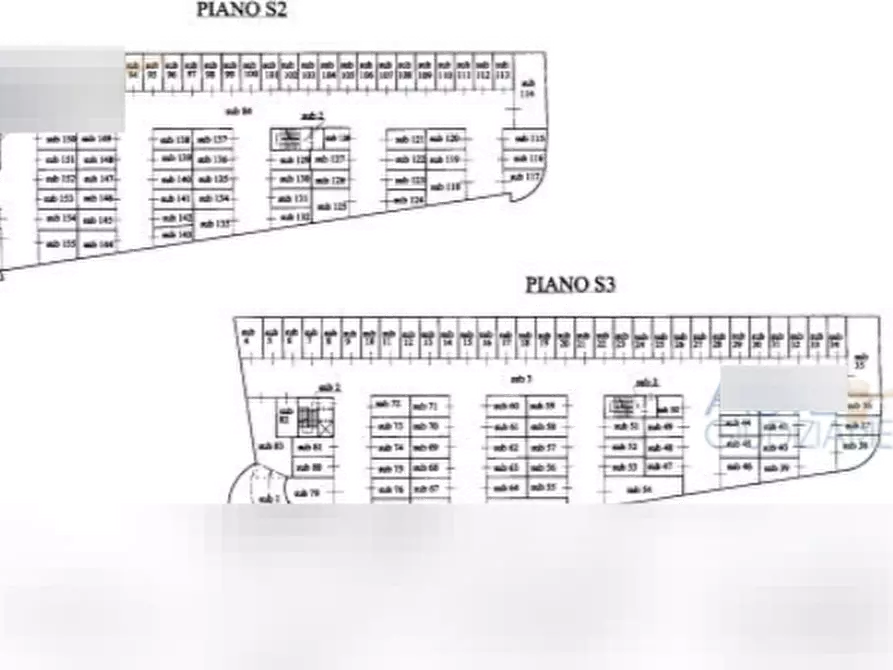 Immagine 11 di Garage in vendita  in Via di Grotta di Gregna a Roma