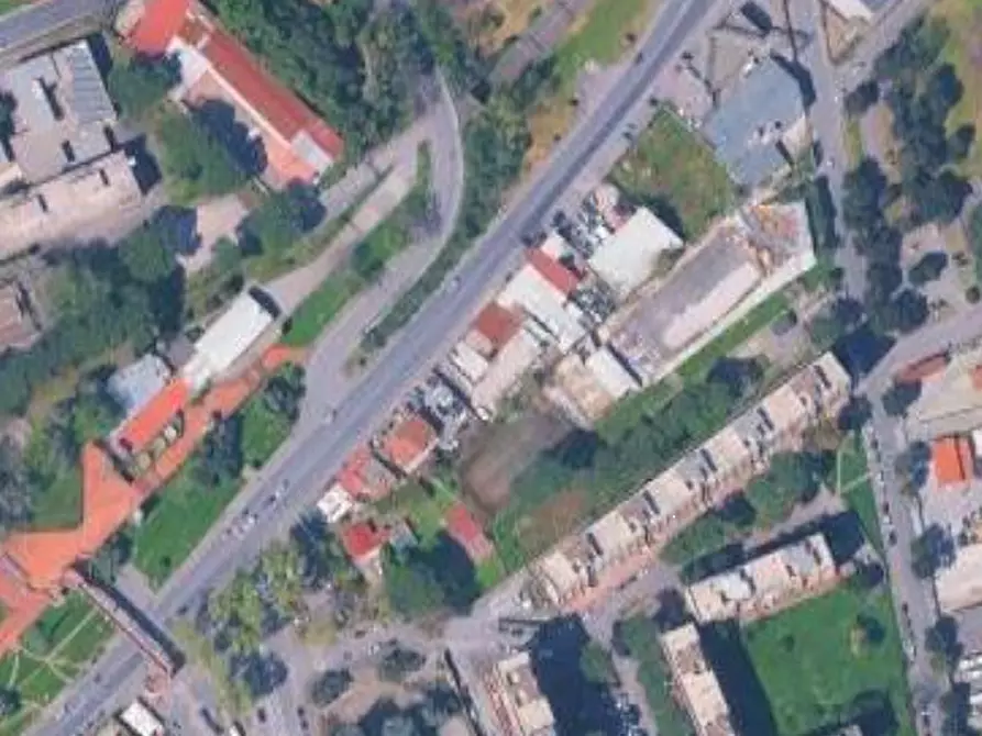 Immagine 2 di Garage in vendita  in Via di Grotta di Gregna a Roma