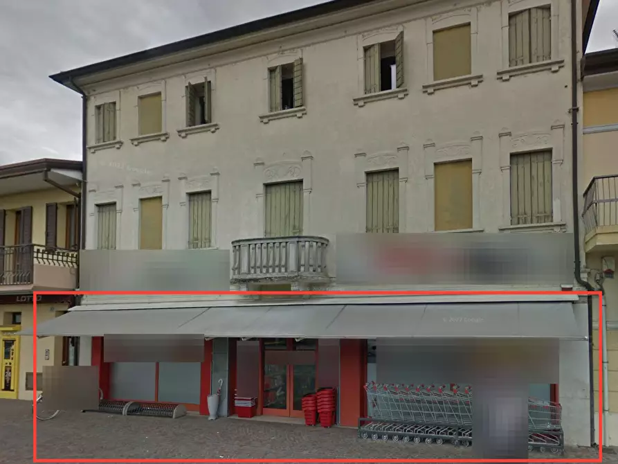Immagine 3 di Negozio in vendita  in Via Roma a Salgareda