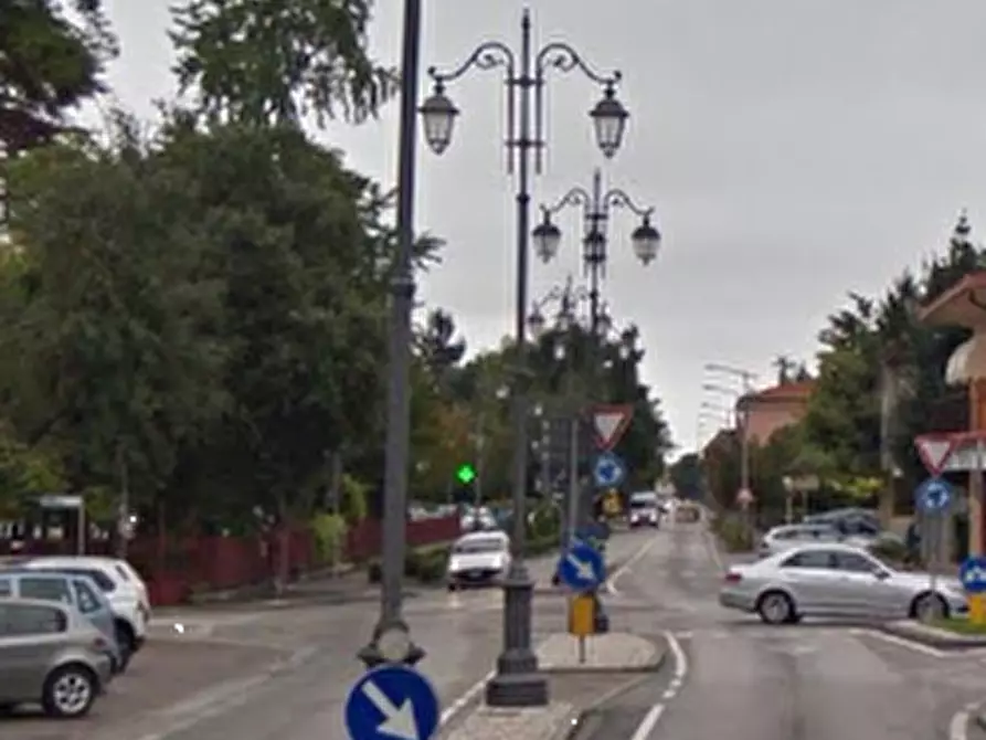 Immagine 14 di Negozio in vendita  in Via Roma a Salgareda