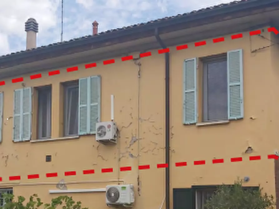 Immagine 2 di Appartamento in vendita  in Via Agucchi  a Bologna