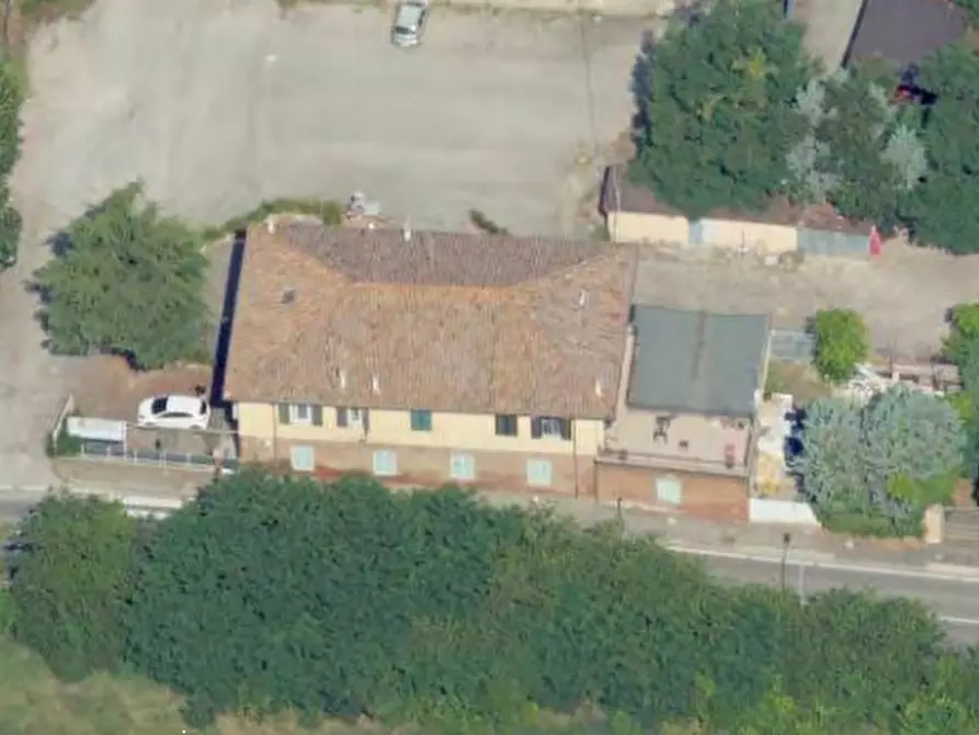 Immagine 3 di Appartamento in vendita  in Via Agucchi  a Bologna