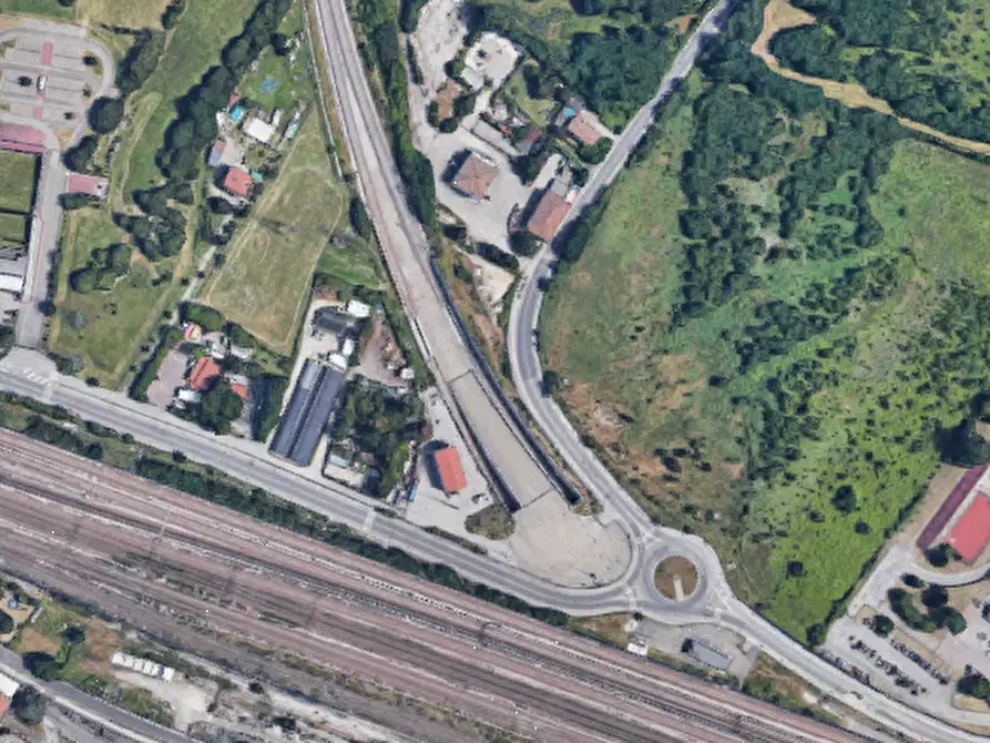 Immagine 13 di Appartamento in vendita  in Via Agucchi  a Bologna