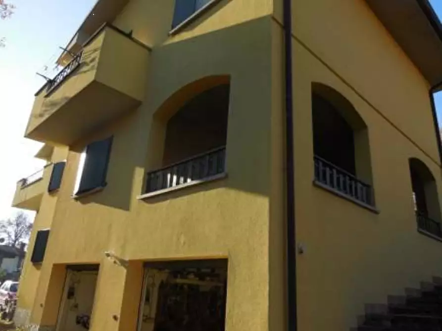 Immagine 2 di Villa in vendita  in Via Giacomo Puccini  a Loiano