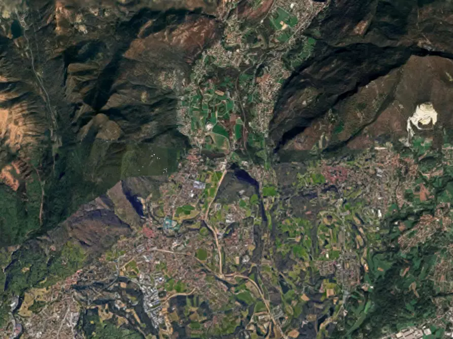 Immagine 5 di Terreno agricolo in vendita  in località Bisuschio a Bisuschio