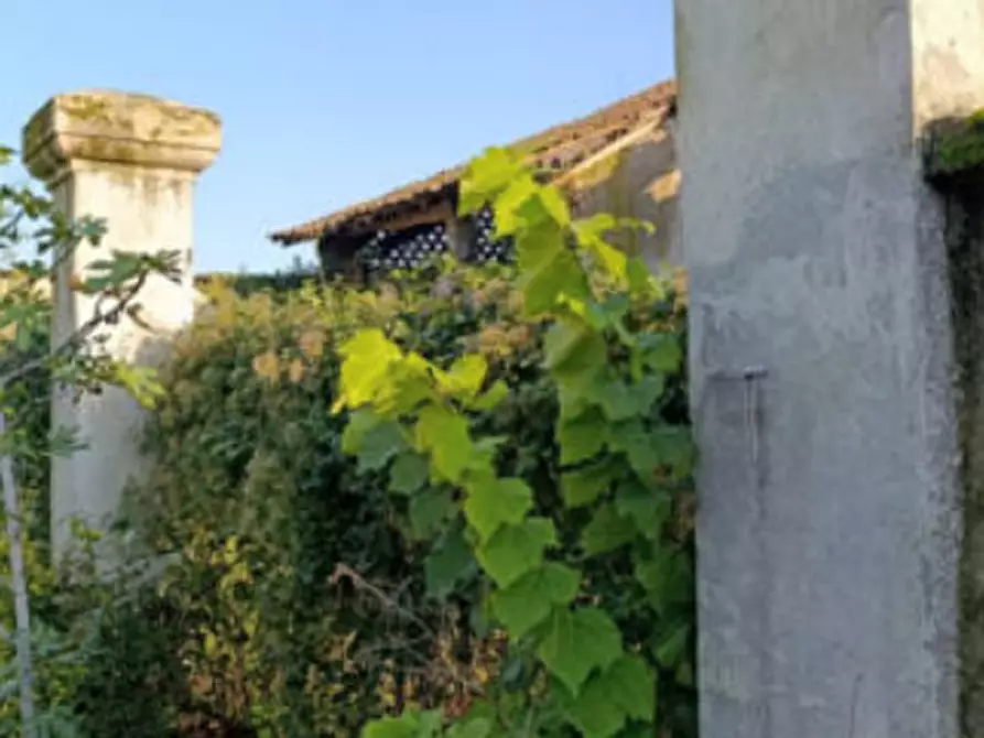 Immagine 3 di Garage in vendita  in Via Veneziana Badalasco a Fara Gera D'adda