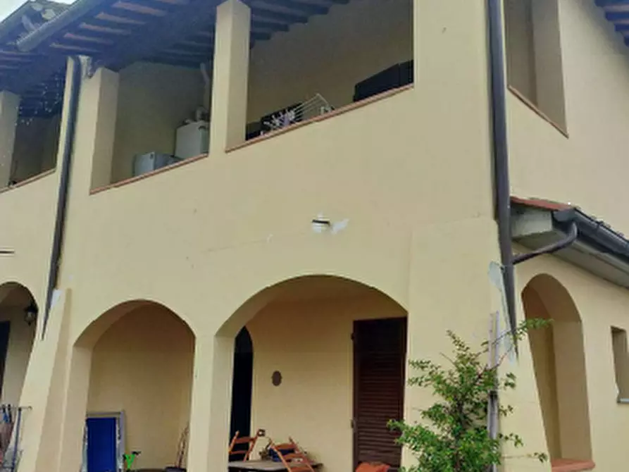 Immagine 10 di Appartamento in vendita  in Piazza Don Ugo Cianferoni  a Barberino Tavarnelle