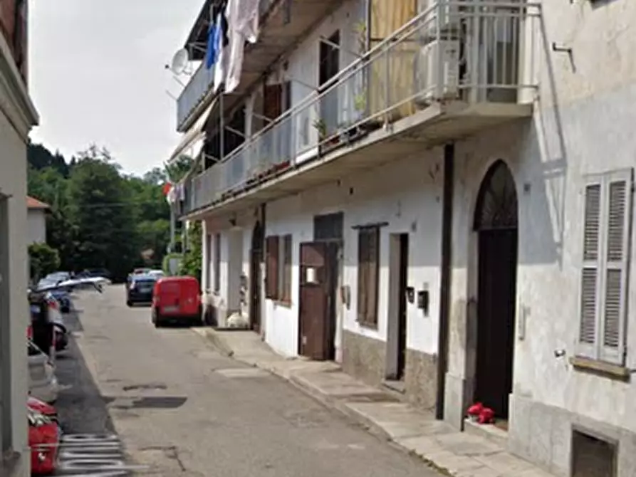 Immagine 6 di Porzione di casa in vendita  in Via XXV Aprile a Besozzo