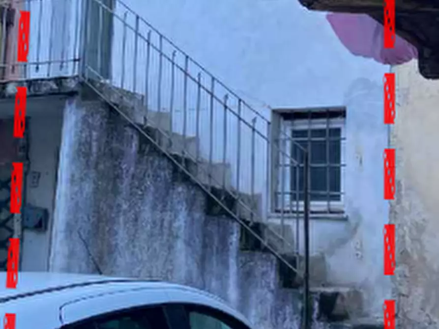 Immagine 4 di Porzione di casa in vendita  in Via G. Marconi a Besano