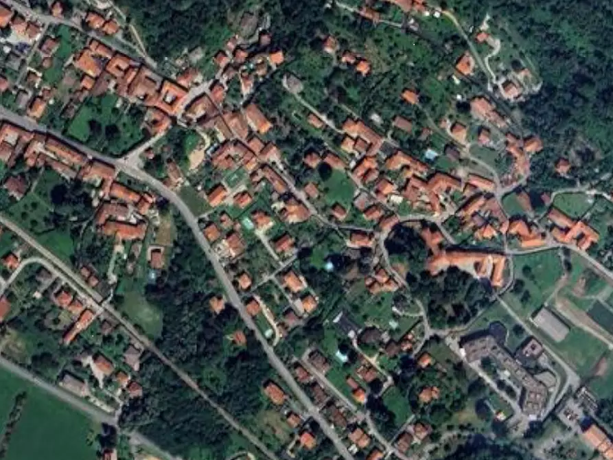 Immagine 5 di Appartamento in vendita  in Vicolo Vira a Cocquio-Trevisago