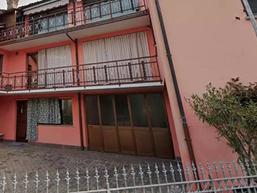 Immagine 4 di Garage in vendita  in Via Ca' Bosio a Peia