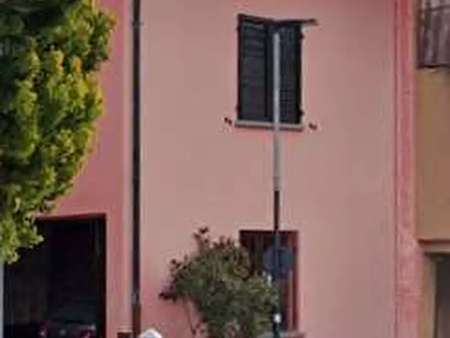 Immagine 12 di Garage in vendita  in Via Ca' Bosio a Peia