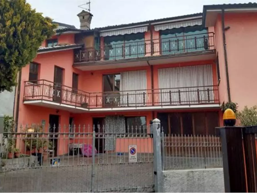 Immagine 1 di Magazzino in vendita  in Via Ca' Bosio  a Peia