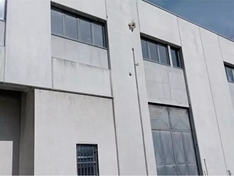 Immagine 2 di Capannone industriale in vendita  in Via Stehli a Germignaga