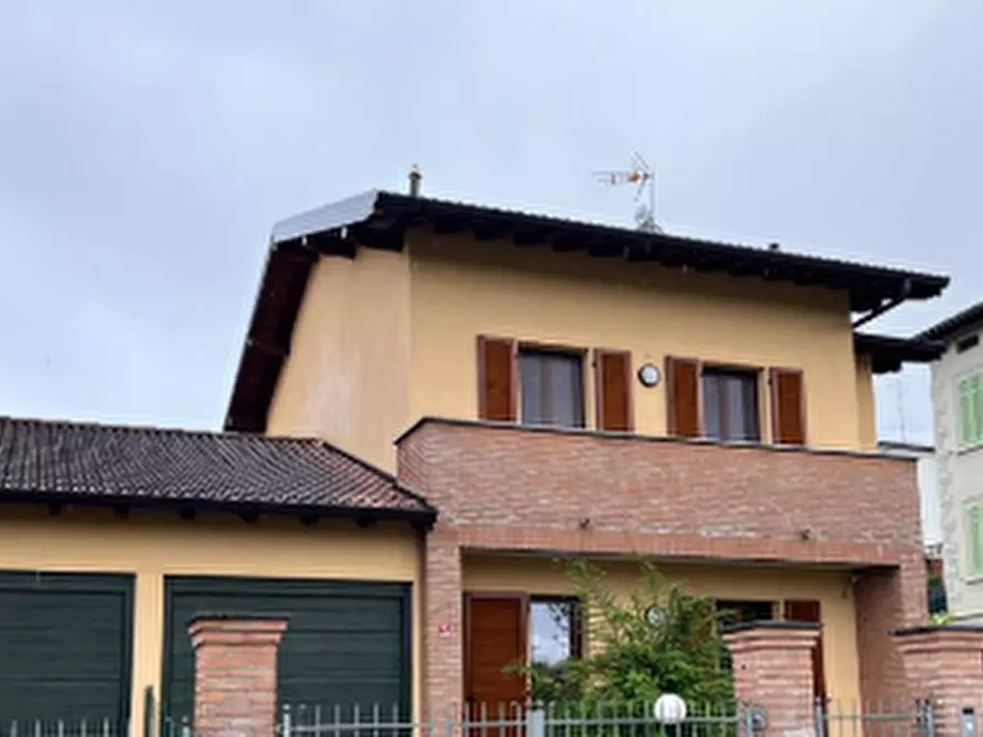 Immagine 9 di Villetta a schiera in vendita  in Via Manzoni a Albiolo
