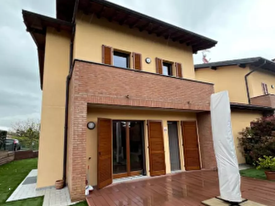 Immagine 15 di Villetta a schiera in vendita  in Via Manzoni a Albiolo