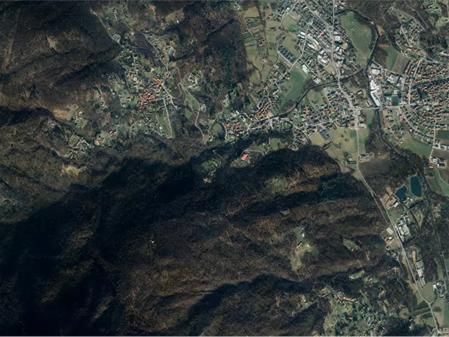 Immagine 2 di Terreno agricolo in vendita  in Via San Michele a Brissago-Valtravaglia