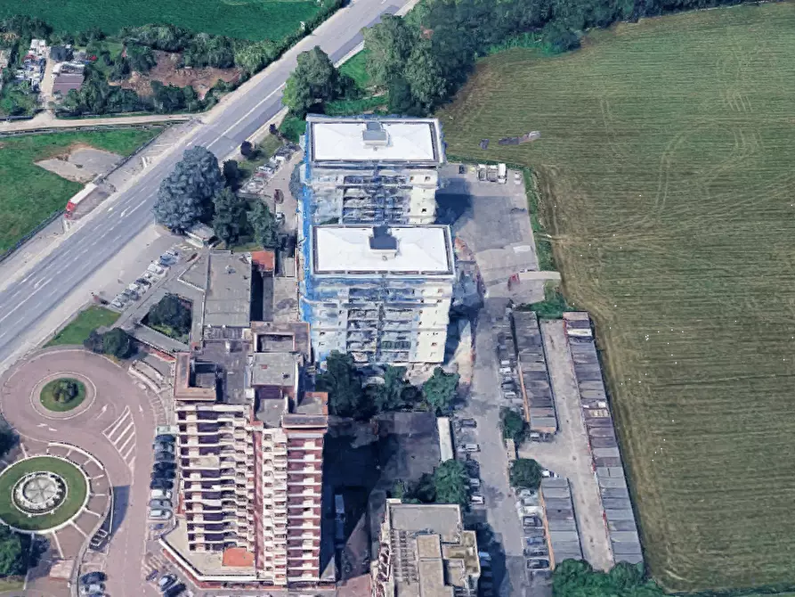 Immagine 15 di Appartamento in vendita  in Piazza Affari a Verdellino