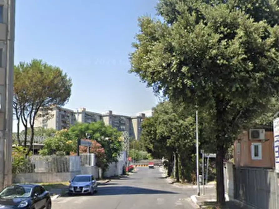 Immagine 3 di Garage in vendita  in via di Grotta di Gregna a Roma
