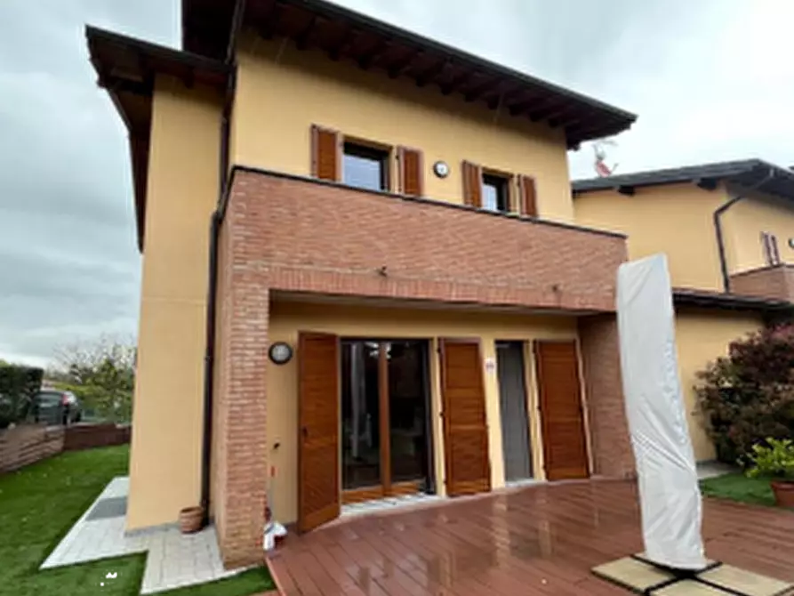 Immagine 27 di Villetta a schiera in vendita  in Via Manzoni a Albiolo