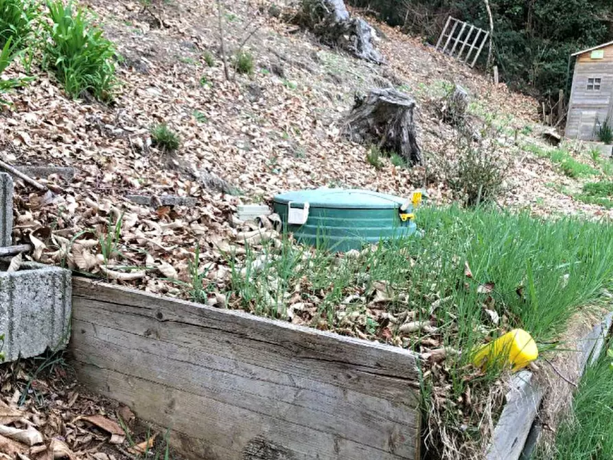 Immagine 2 di Appartamento in vendita  in Via Pradaccio a Cadegliano-Viconago