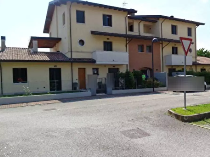 Immagine 3 di Garage in vendita  in Via Silvio Pellico a Gaiarine