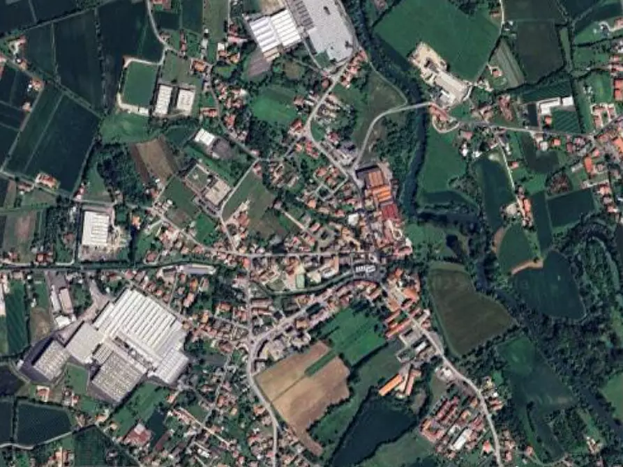 Immagine 5 di Garage in vendita  in Via Silvio Pellico a Gaiarine