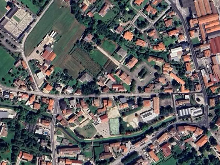 Immagine 6 di Garage in vendita  in Via Silvio Pellico a Gaiarine