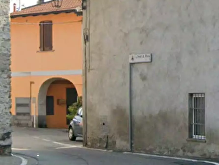 Immagine 10 di Appartamento in vendita  in Via Antonio Riva a Crosio Della Valle