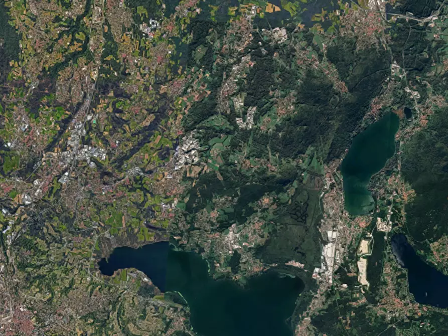 Immagine 16 di Appartamento in vendita  in Via Antonio Riva a Crosio Della Valle