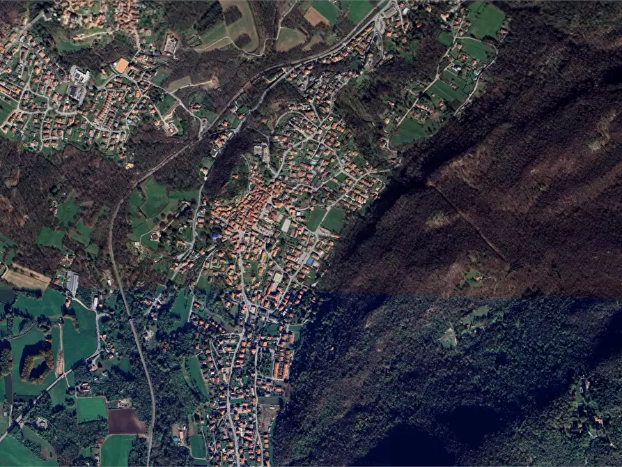 Immagine 18 di Porzione di casa in vendita  in Via G. Marconi a Besano