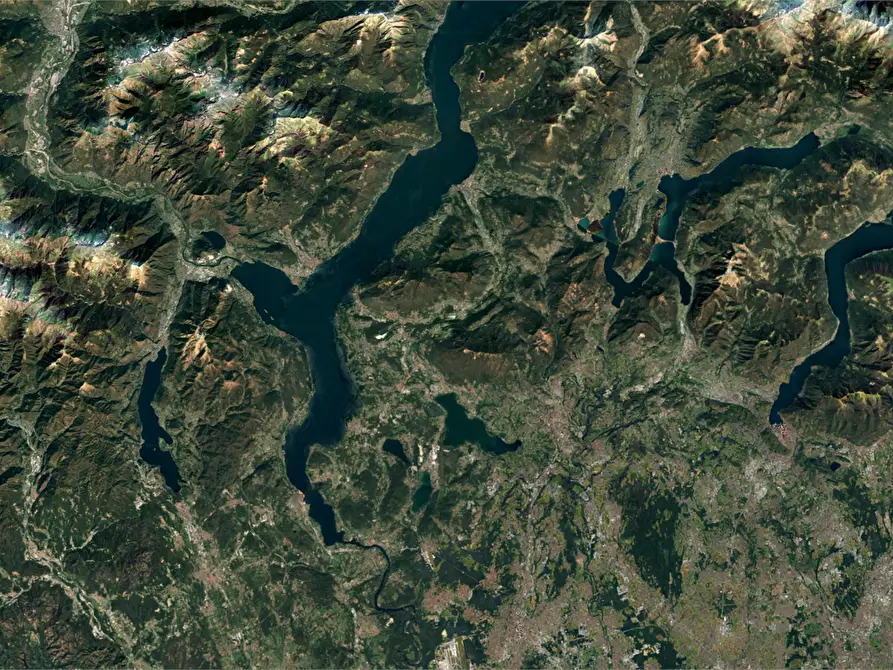 Immagine 24 di Porzione di casa in vendita  in Via della Chiesa a Cuvio