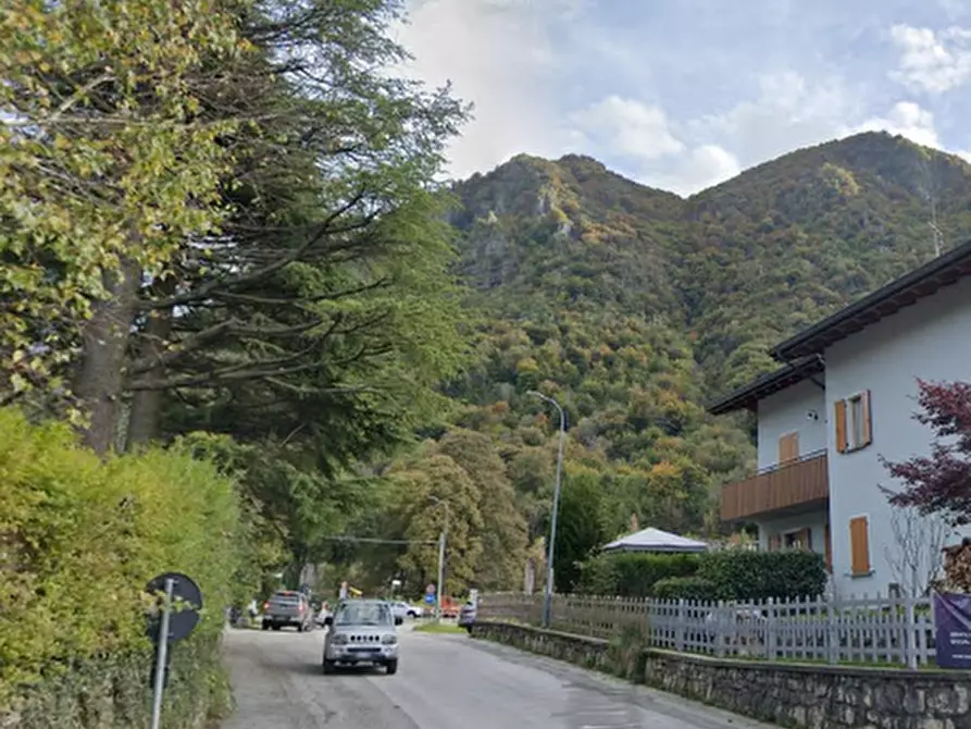Immagine 8 di Terreno edificabile in vendita  in Località Cremeno a Cremeno
