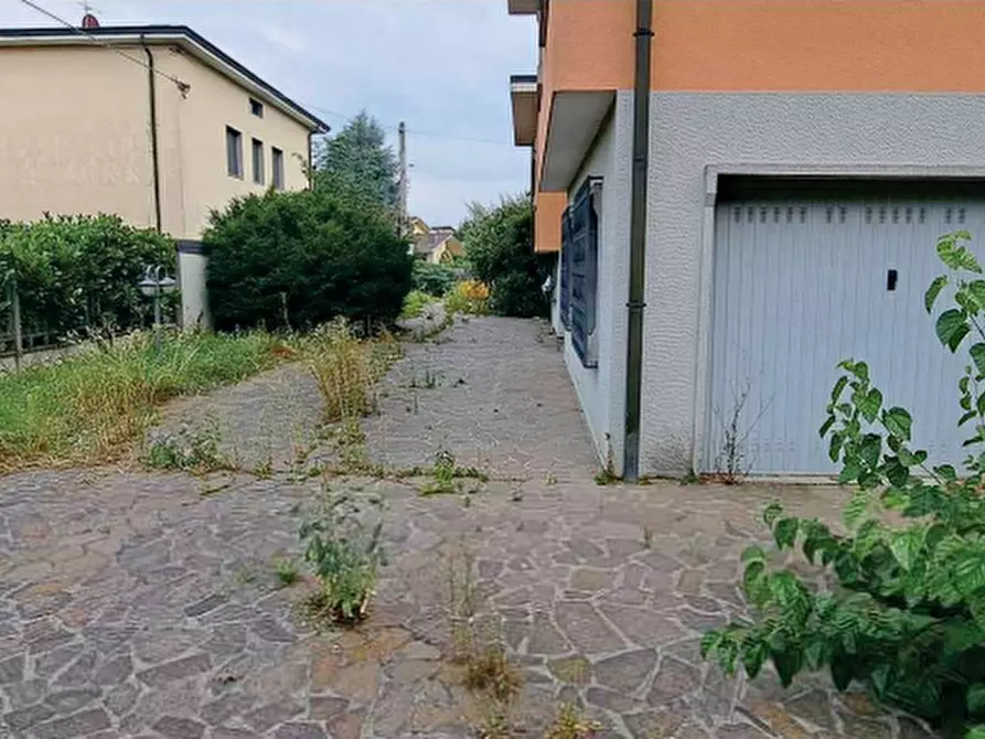 Immagine 2 di Appartamento in vendita  in Via Leonardo da Vinci a Arcene